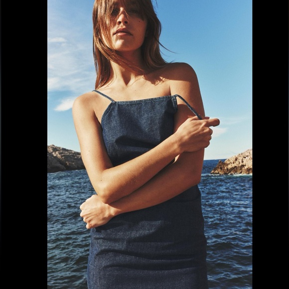 DRAPED TRE DENIM DRESS - Picture 2 of 9